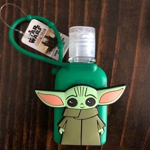 THE MANDALORIAN The Child